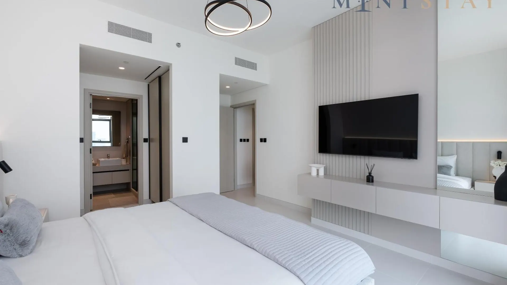 公寓 Marina Vista 2, Emaar Beachfront - Mint Stay 迪拜