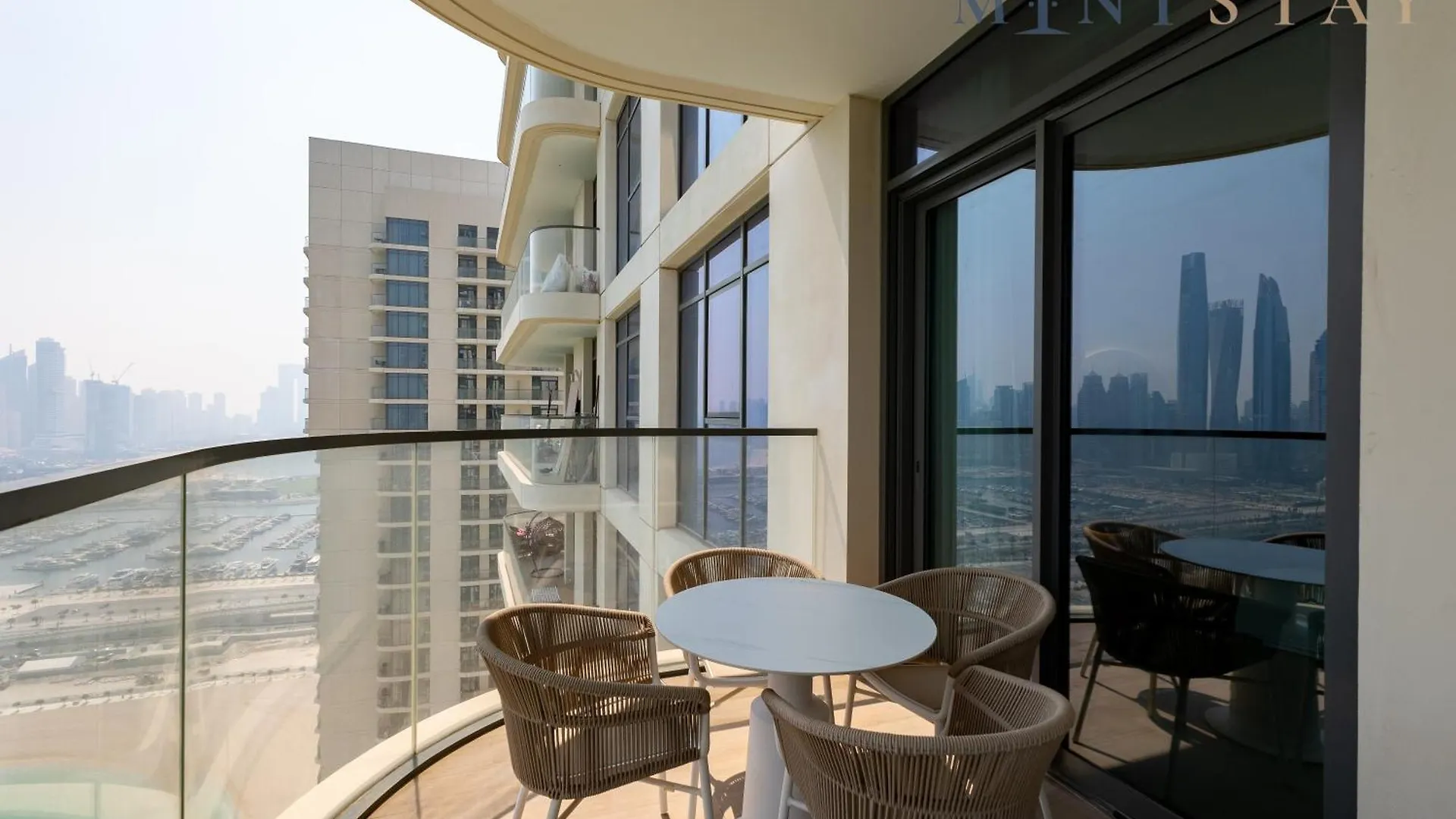 Marina Vista 2, Emaar Beachfront - Mint Stay 迪拜 公寓